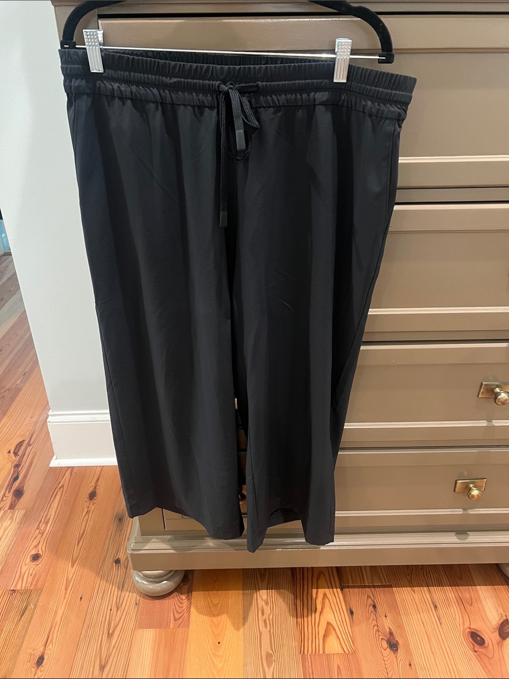 J. Jill Wide-Leg Drawstring Pants in Black L